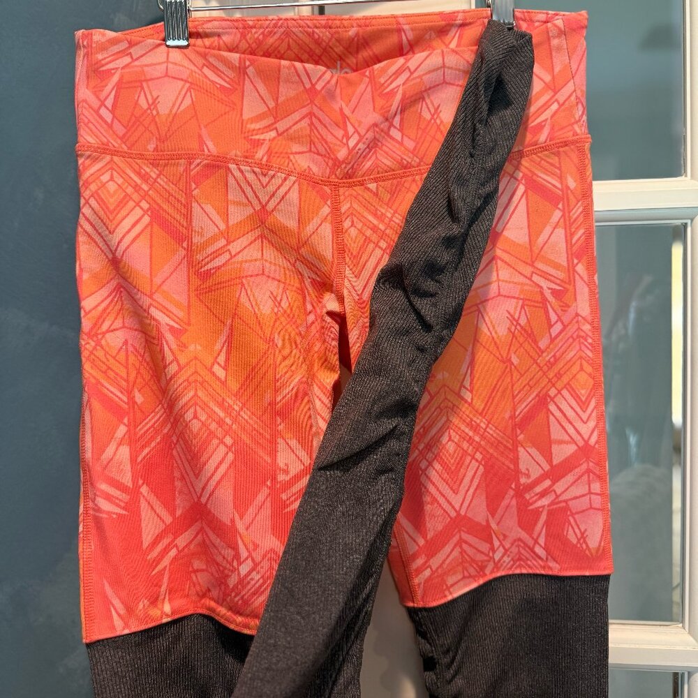 NWOT ALO Yoga Goddess Legging Guava/Coral/Gray Ribbed - M